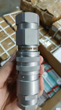Khớp Nối Nhanh Thuỷ Lực Carbon