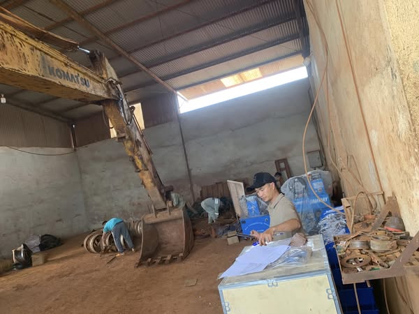 Máy Bấm Ống Và Ống Thuỷ Lực Tại Lâm Đồng