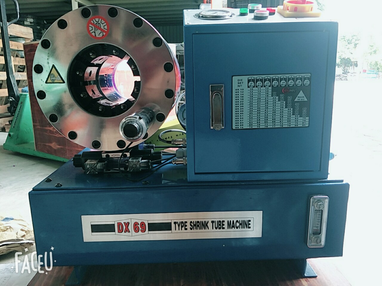 Máy ép ống DX 69