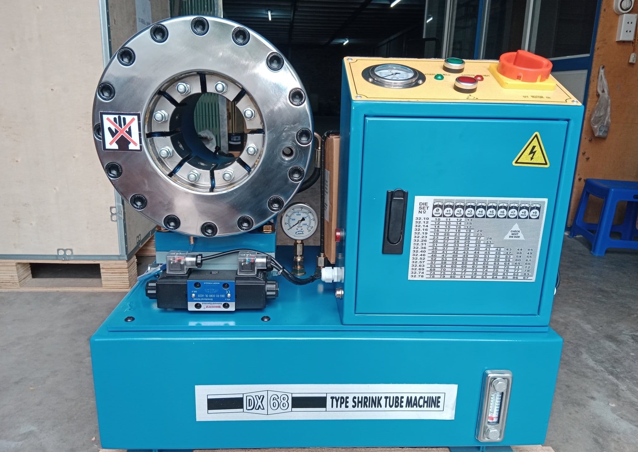Máy ép ống DX 69