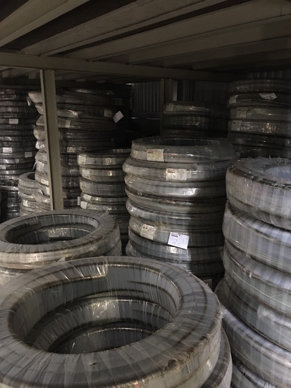 Ống thủy lực PAGODAE trơn bóng