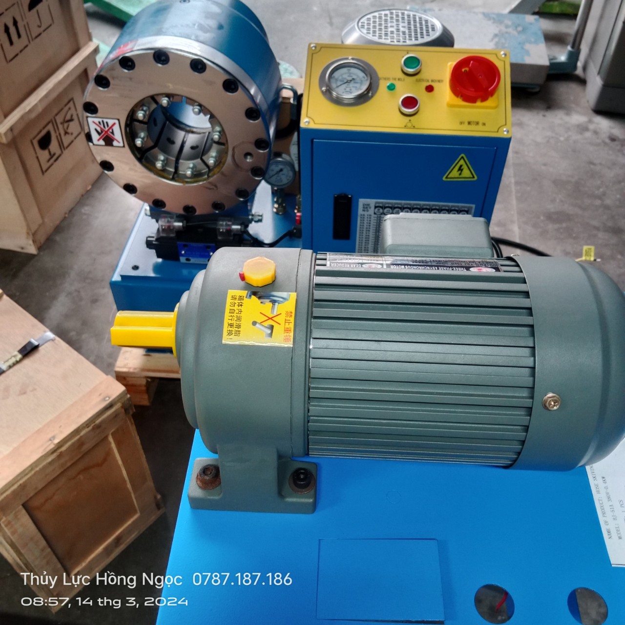 Máy ép ống DX 69