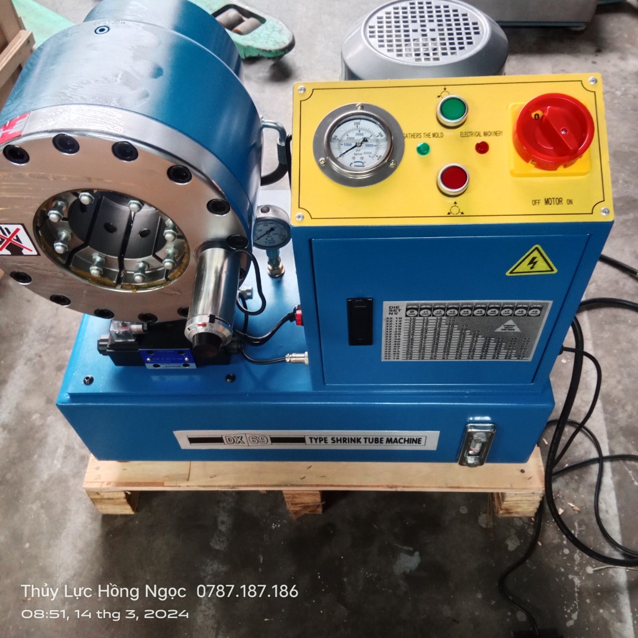 Máy ép ống DX 69