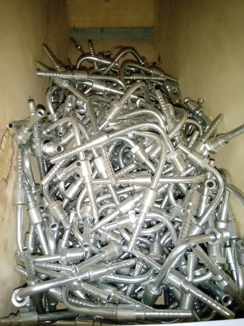 Trợ Lực Ren Ngoài