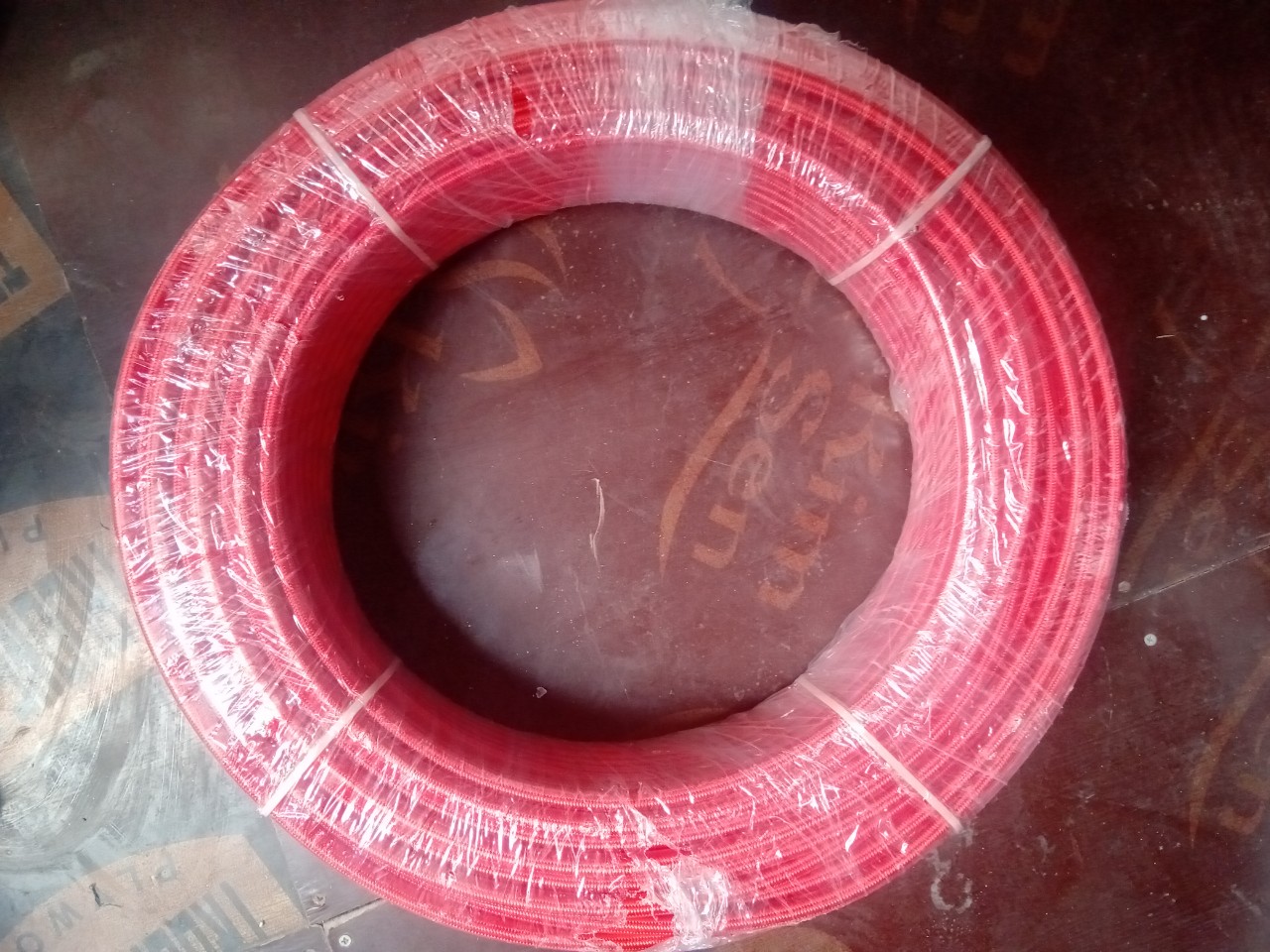 Ống Teflon bọc dù xanh đỏ
