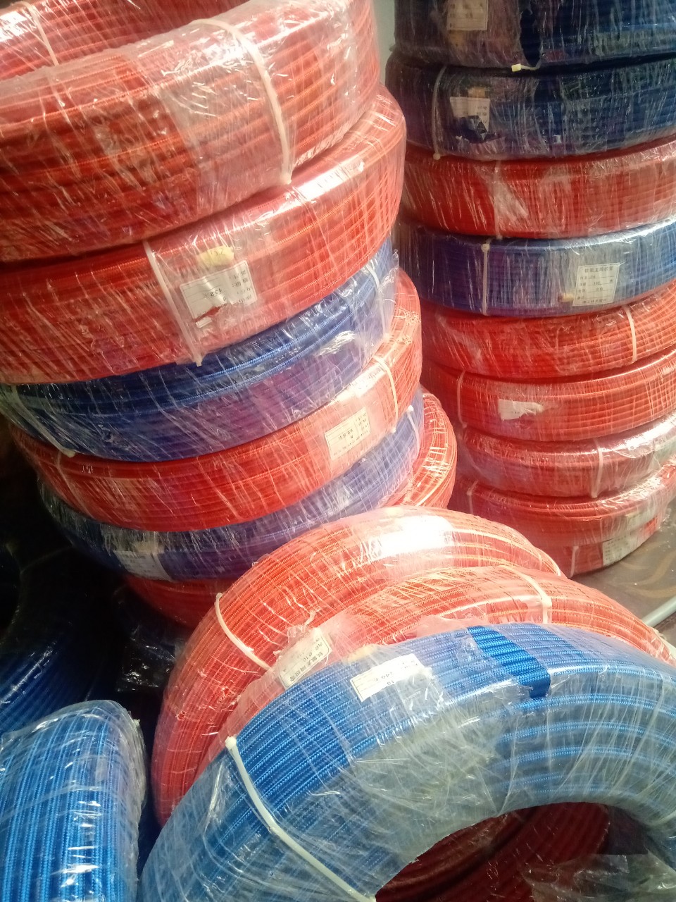 Ống Teflon bọc dù xanh đỏ