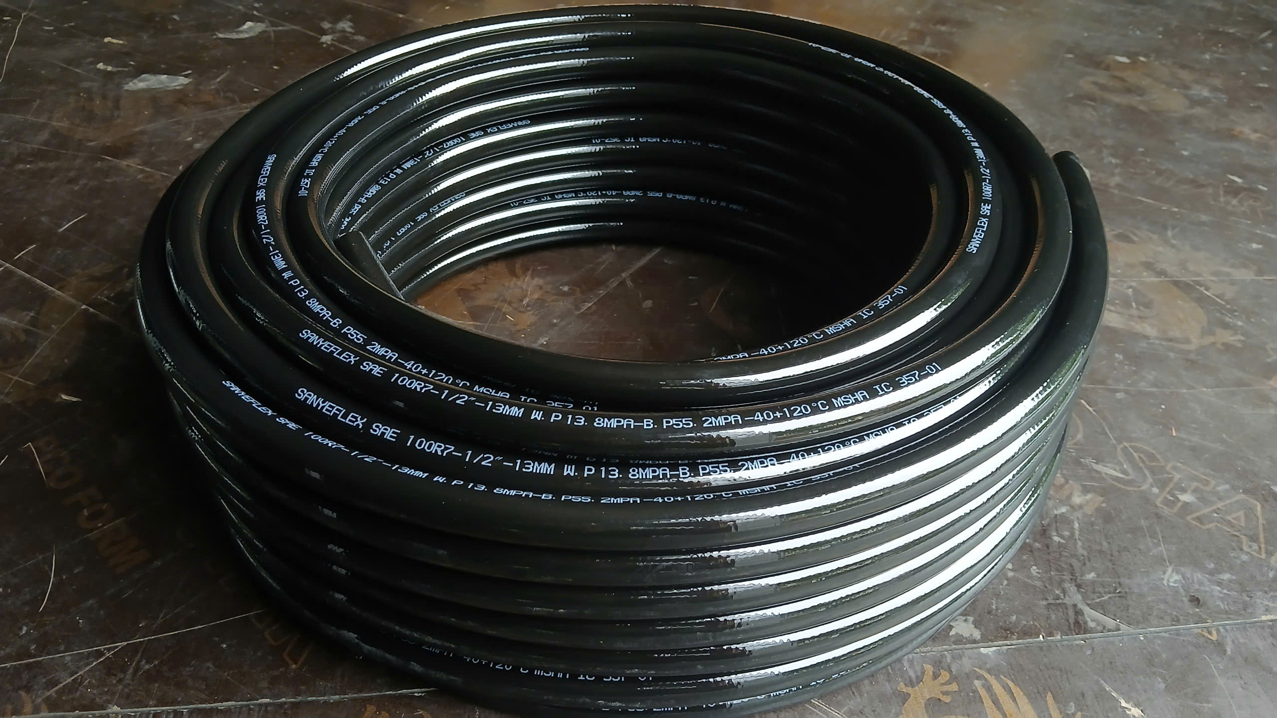 Ống Thuỷ Lực SAE 100R7