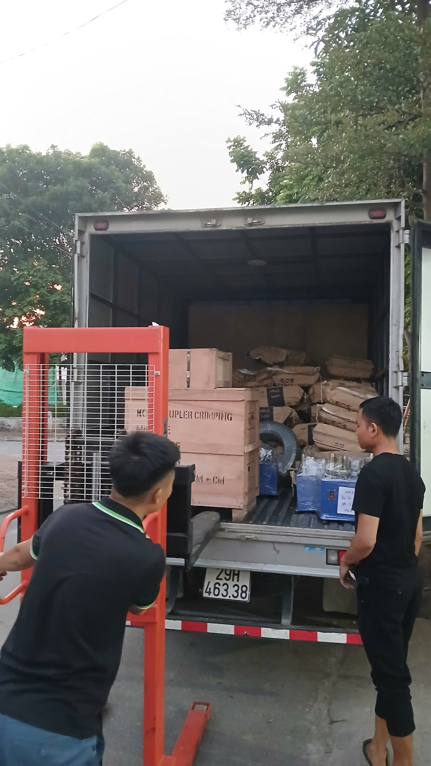 Công ty TNHH Thương mại và Xuất nhập khẩu Hồng Ngọc